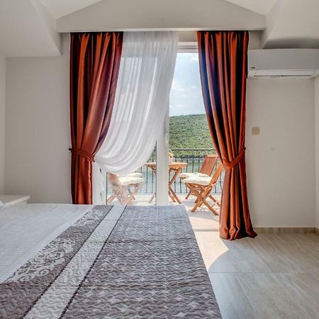 טיווט Villa San Apartments מראה חיצוני תמונה