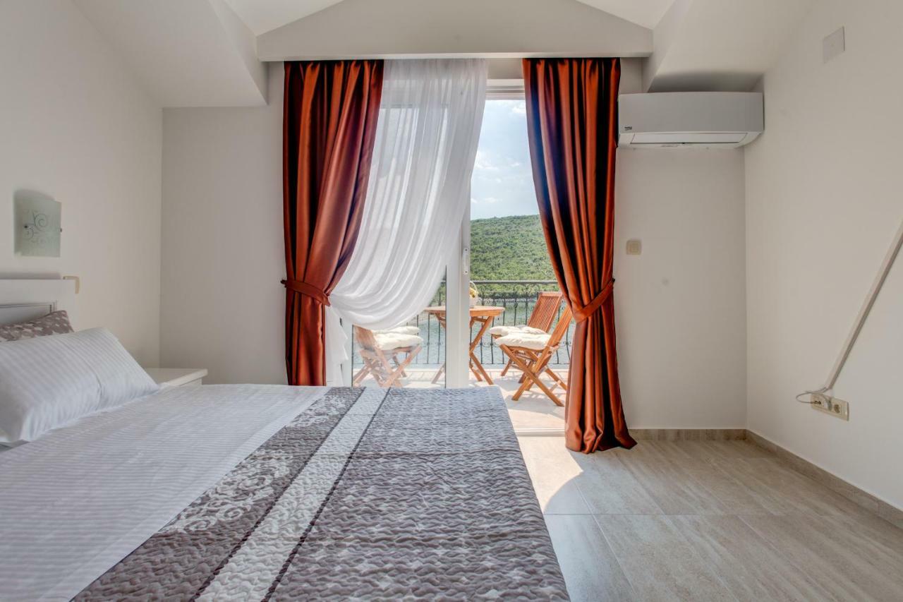 טיווט Villa San Apartments מראה חיצוני תמונה