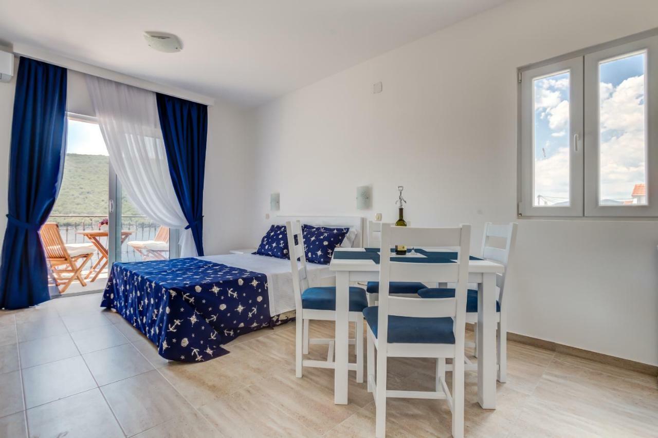 טיווט Villa San Apartments מראה חיצוני תמונה