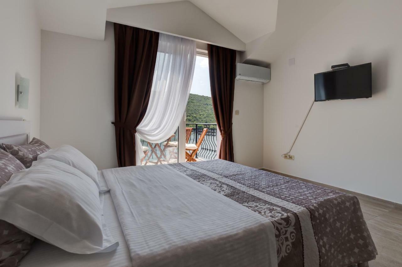 טיווט Villa San Apartments מראה חיצוני תמונה
