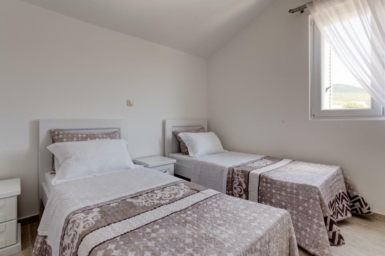 טיווט Villa San Apartments מראה חיצוני תמונה