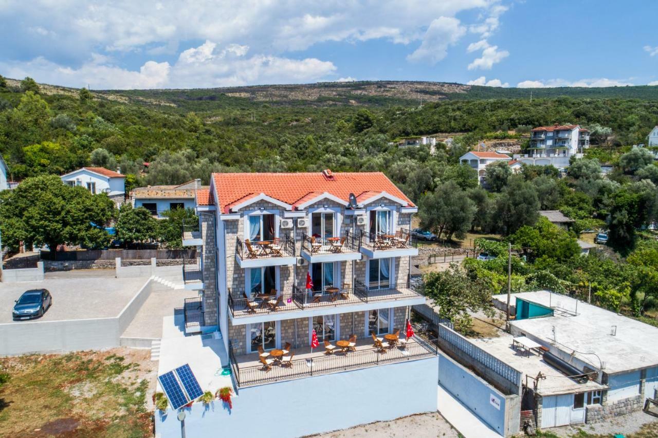 טיווט Villa San Apartments מראה חיצוני תמונה
